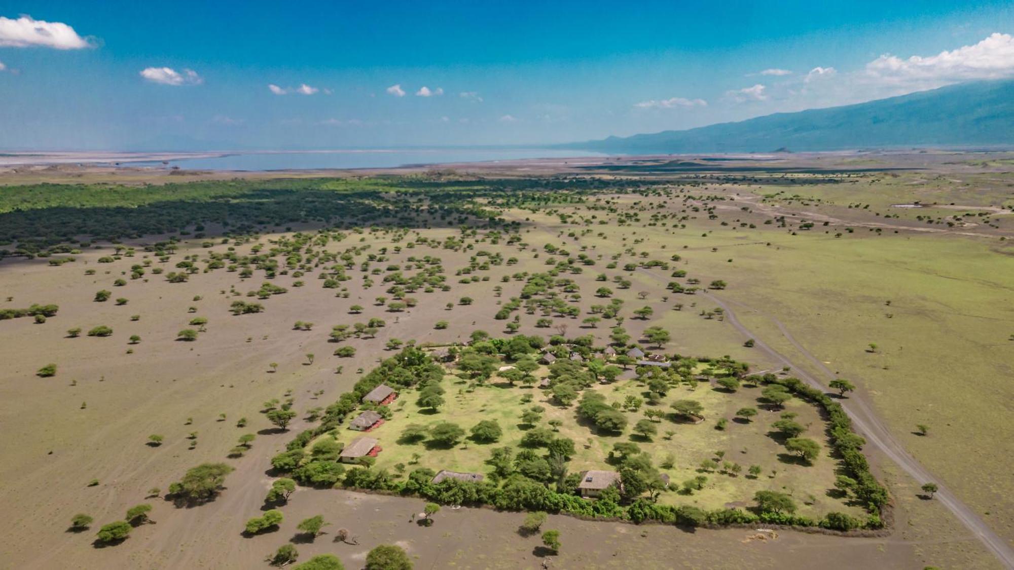 Lake Natron Maasai Giraffe Eco Lodge And Camping Mtowabaga Buitenkant foto