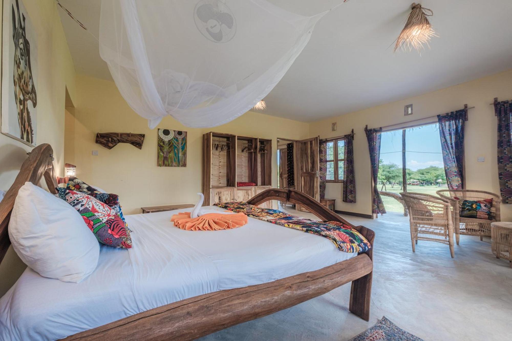 Lake Natron Maasai Giraffe Eco Lodge And Camping Mtowabaga Buitenkant foto