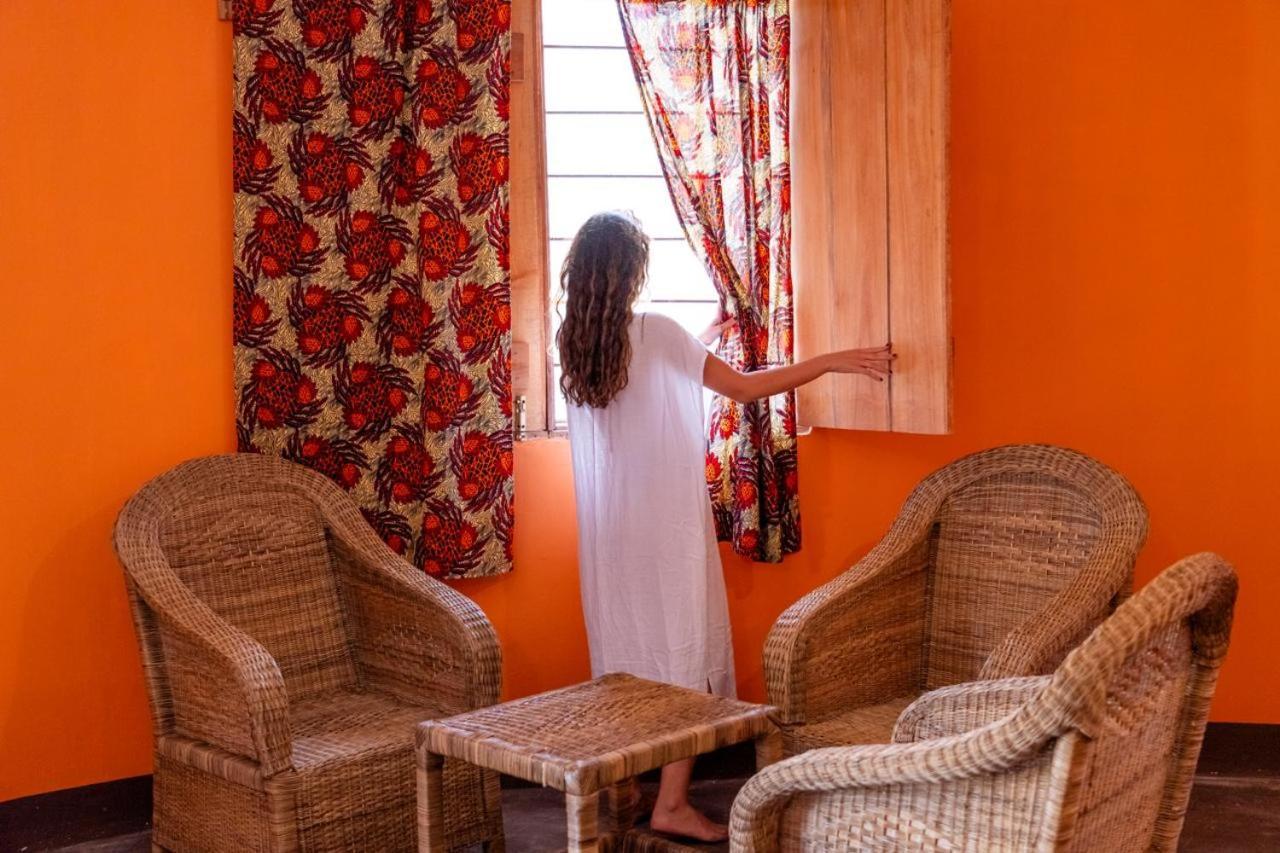Lake Natron Maasai Giraffe Eco Lodge And Camping Mtowabaga Buitenkant foto